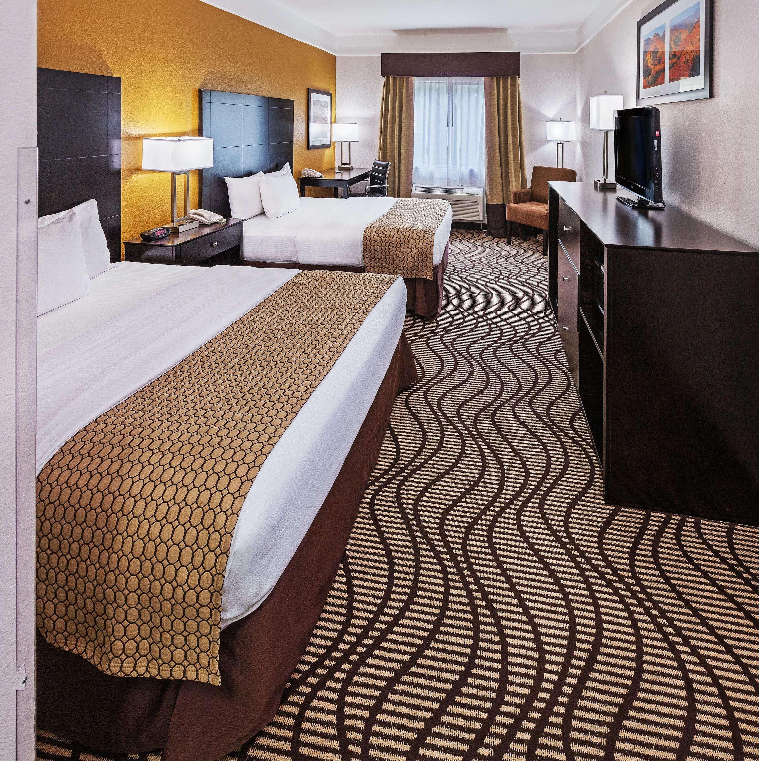 Hotel La Quinta By Wyndham Pasadena Extérieur photo