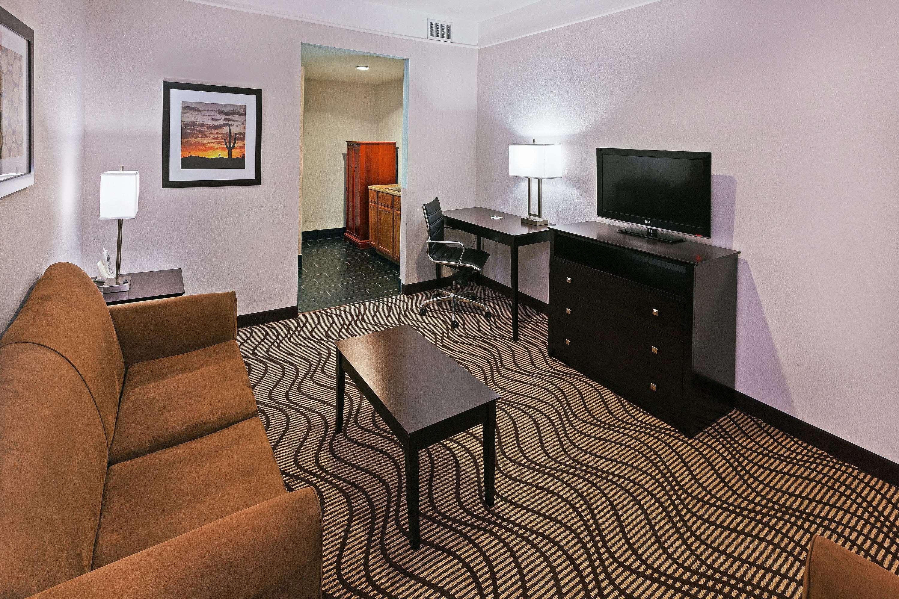 Hotel La Quinta By Wyndham Pasadena Extérieur photo