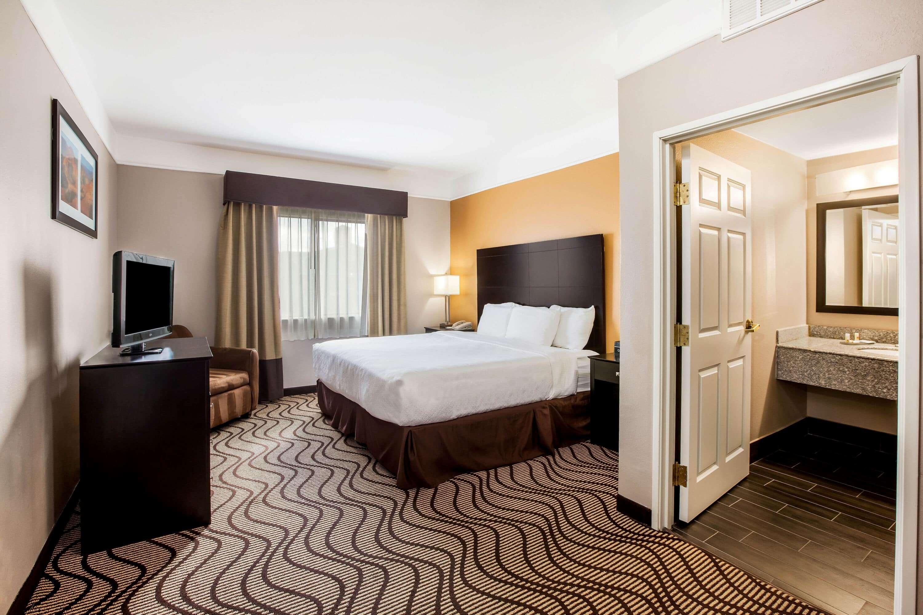 Hotel La Quinta By Wyndham Pasadena Extérieur photo