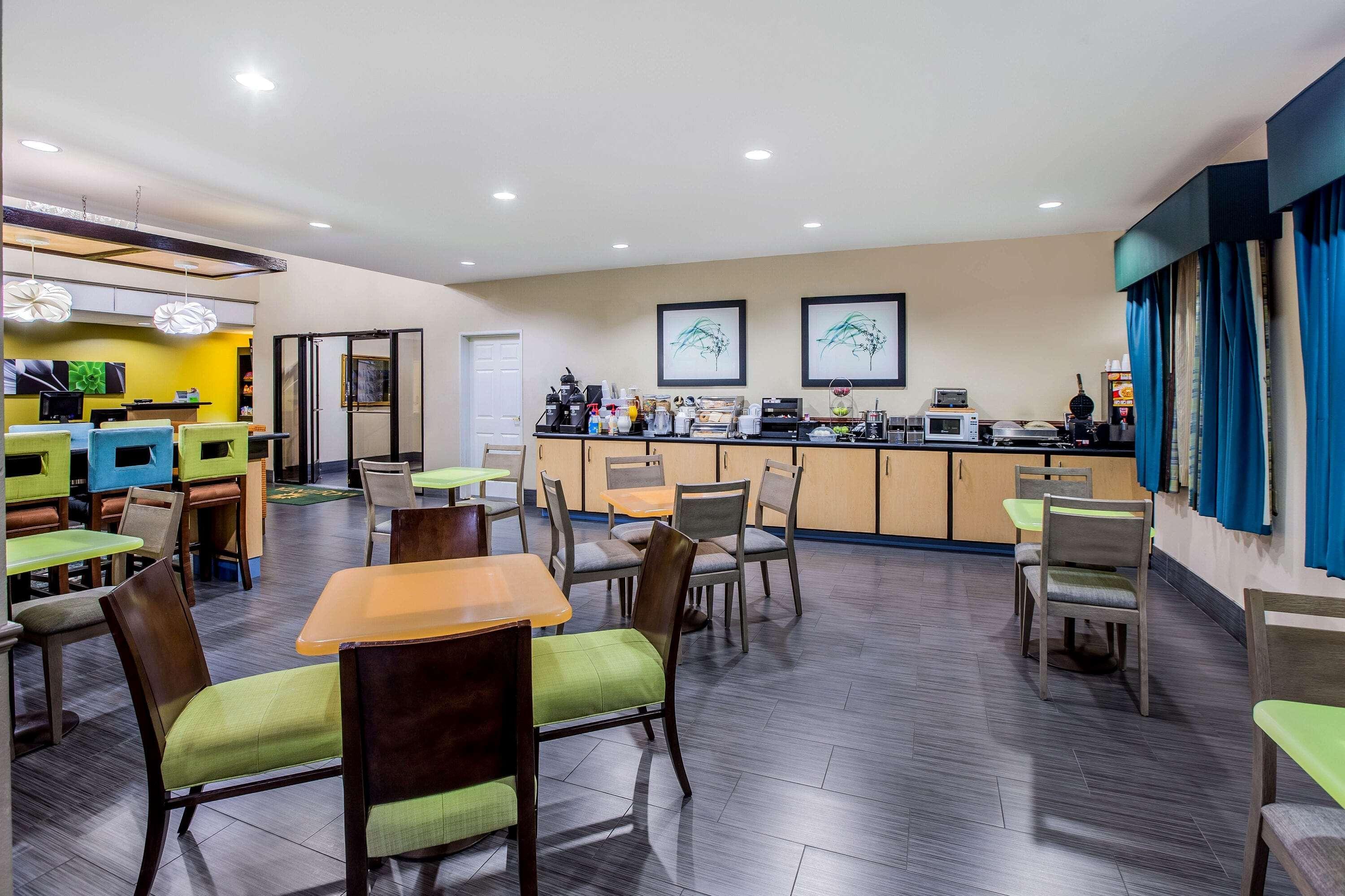 Hotel La Quinta By Wyndham Pasadena Extérieur photo